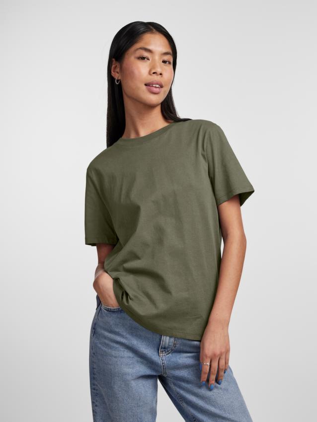 Pcria ss solid tee noos bc Deep lichen green