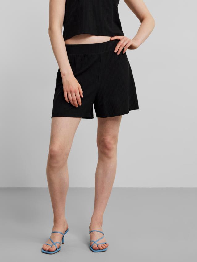 Pcmibbi hw shorts d2d Black